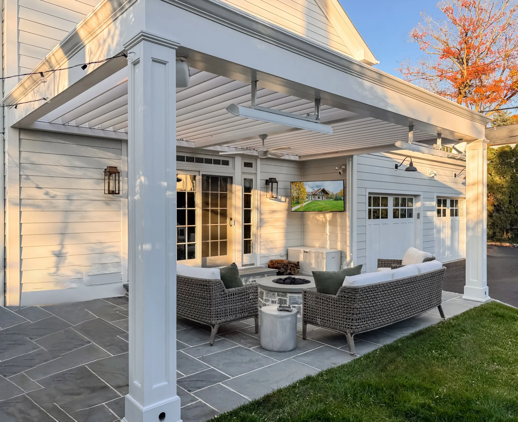 Smart motorized roof New York transitional